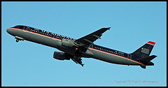 US Airways 2001 AIRBUS INDUSTRIE A321-211 N176UW